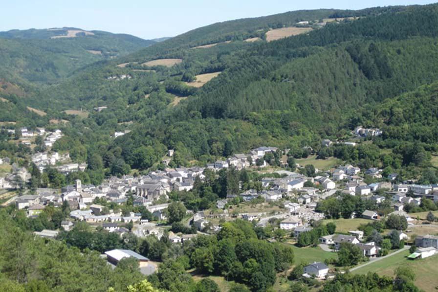 Vabre vu d'une colline voisine